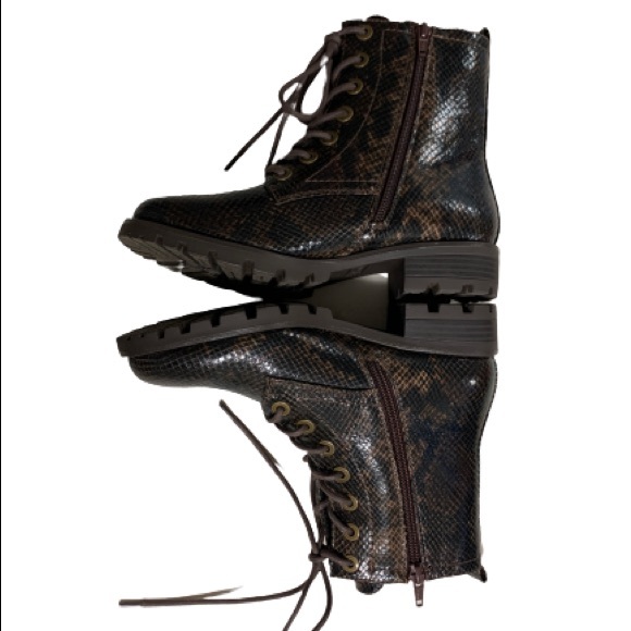 WHITE MOUNTAIN Danvers Faux Reptile Snakeskin Boots Sz 6 NWOT - Picture 7 of 11